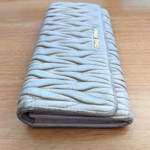 Miu Miu Wallet - Picture 4 of 13
